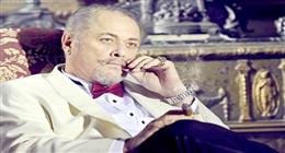 محمود عبدالعزيز.. ومن السِحر ما بقي (بروفايل)