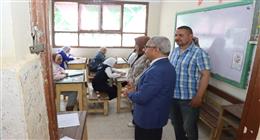 فرحة بين طلاب الشهادة الإعدادية بعد أداء امتحان اللغة العربية في بني سويف: أسئلة مباشرة