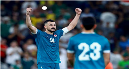 احتجاز مهاجم العراق لمدة 7 ساعات في مطار أمريكي قبل كأس العالم