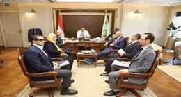 وزير الزراعة يلتقي نواب البرلمان والشيوخ لبحث طلبات المواطنين وحل مشكلات الأسمدة