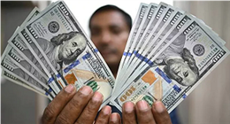 تراجع سعر الدولار مقابل الجنيه المصري في التعاملات المسائية بالبنوك