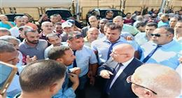 رئيس «القابضة للمياه» يلتقي العاملين لبحث ملف العلاوات ويؤكد: حقوقكم أولوية
