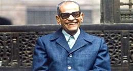 لماذا تزوج نجيب محفوظ سرًا؟.. من أوراق أديب نوبل