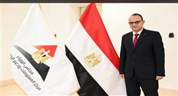 رئيس جامعة سوهاج يجدد الثقة لسامح نصحي مديرا لخدمة المواطنين ومشرفا على المراسم