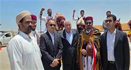 بالخيول والزي البدوي.. فرسان مطروح يستقبلون أبطال المنتخب الوطني «صور»