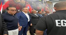 وزراء الطيران والرياضة والصحة يستقبلون بعثة المنتخب بمطار العلمين الدولي