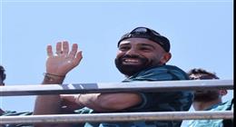 «الفريق ده يستاهل ثقتكم».. رسالة محمد صلاح واستقبال حافل للمنتخب بالعلمين «فيديو»