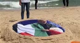 رمال غزة تحمل صورة حسام حسن.. رسالة تضامن وفاء لموقفه الداعم لفلسطين 