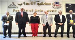 بحث سبل التعاون بين كلية بنها ووهان للدراسات العليا وآداب عين شمس في الجيوماتكس