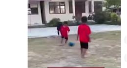 بكوميديا وإبداع.. أطفال يعيدون تمثيل مباراة مصر والأرجنتين على السوشيال ميديا