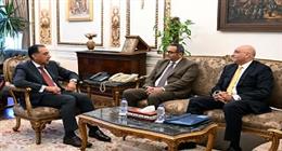 مدبولي يستقبل الرئيس التنفيذي الجديد لجهاز تنمية المشروعات المتوسطة والصغيرة ومتناهية الصغر