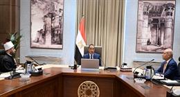 رئيس الوزراء يتابع تطورات مشروع إحياء منطقة قرافة السيوطي