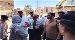 رئيس جامعة أسوان يتابع تداعيات حريق المبنى الإداري.. واستمرار العمل بالمستشفيات دون تأثر