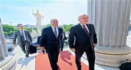 وزير الخارجية من النمسا: أوقفنا الهجرة غير الشرعية.. وندعو لتقاسم الأعباء لمواجهة جذور الأزمة