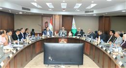 محافظ الجيزة يبحث ملفات الخدمات التعليمية والصحية والبيئية في البدرشين والعياط