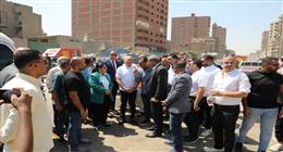 محافظ القاهرة يقرر نقل مسؤولين بحي المرج لتقاعسهما في العمل