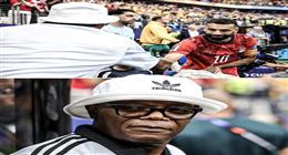 «أسطورة بيسلم على أسطورة».. صامويل جاكسون يخطف الأنظار بعد مصافحة محمد صلاح