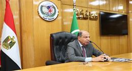 محافظ المنيا يوجه المراكز التكنولوجية بتبسيط إجراءات ملف التصالح على مخالفات البناء